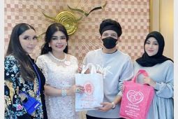 Atta dan Aurel simpan tali pusat putrinya di bank stem cell