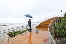 Pemkab Garut belajar ke Pangandaran untuk pengembangan wisata pantai