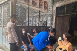 Polisi di Medan jemput bola percepat vaksinasi  COVID-19 bagi lansia