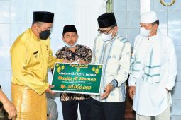 Pemkot Medan terus dorong program masjid mandiri