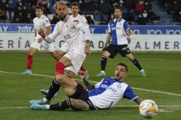 Sevilla buang peluang dekati Madrid setelah diimbangi Alaves