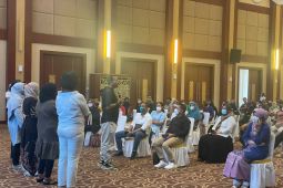 Menteri BUMN dorong pemulihan ekonomi keluarga terdampak COVID-19 lewat Mekaar