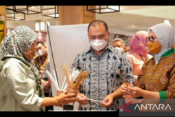 Gubernur himbau semua restoran di Babel gunakan eco straw