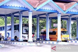 Pemkab Madiun buka trayek minibus rute Caruban--Ngebel Ponorogo