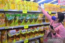Pemkab Subang ajak BUMD dan Bulog ikut jaga stok minyak goreng