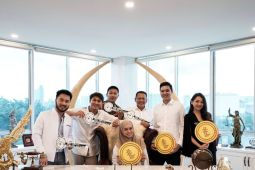 Koin crypto $LESLAR naik 300 persen saat listing