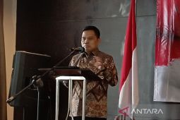 Ex-MPR secretary general named graft suspect