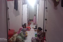 Warga korban bencana tanah bergerak di Kabupaten Lebak terima DTH Rp500 ribu