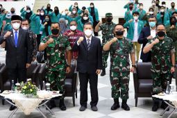 Kasad beri kuliah umum di USK