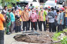 Bupati Situbondo segera bangun jembatan darurat penghubung dua desa yang ambruk