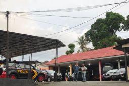 KPK periksa kepala sekolah dan oknum karyawan PLN soal suap