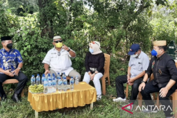 Gubernur Gorontalo tinjau lokasi pemakaman umum di Makassar