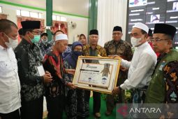 Zairullah terima penghargaan dari Forum Nasional LKSA-PSAA