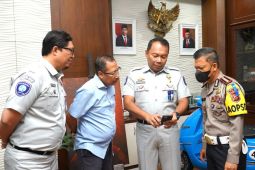 Ahli waris kecelakaan terima santunan dari Jasa Raharja