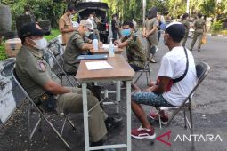 Tim Yustisi Denpasar gencar tindak warga langgar prokes