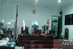 Hakim tegur saksi mahkota di sidang korupsi dana desa Haria Maluku