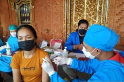 Pemkot Denpasar gencar vaksinasi penguat ke warga