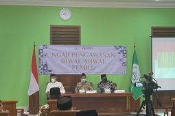 Bawaslu Kota Kediri sosialisasikan Pemilu 2024 di pesantren