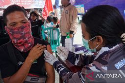Capaian vaksinasi tiga daerah di Maluku masih di bawah 60 persen