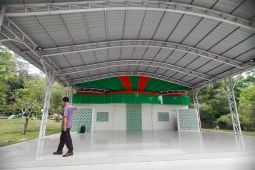 Panggung pementasan bikin Taman Hutan Kota Jambi lebih keren