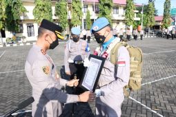 Kapolres Situbondo beri penghargaan anggotanya selesaikan tugas perdamaian PBB