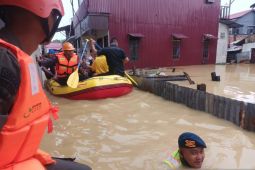 Brimob Kaltim terus siaga banjir