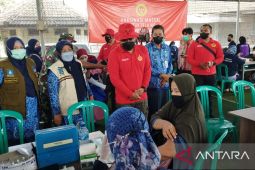 Berhadiah Sembako, Gebyar Vaksinasi BINDA Banten Diserebu Warga