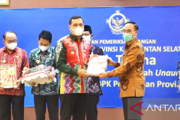 Wali Kota serahkan LKPD Unaudited 2021 kepada BPK RI
