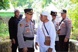 Wakapolresta hadiri ritual adat Ta'alasi di Pelauw jelang Ramadhan, hargai warisan leluhur