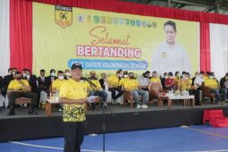Paman Birin bakal  umrahkan atlet terbaik Kejurprov Karate 2022