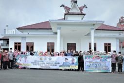 Eddy Berutu lepas kontingen MTQN Dairi menuju Medan