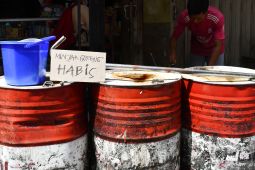 Kelangkaan Minyak Goreng di Madiun