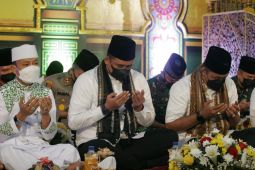 Wali kota: Isra Mi'raj perkuat pejabat Pemkot Medan layani masyarakat