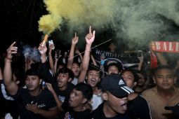 Aksi para pendukung Bali United