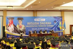 1.276 Mahasiswa Universitas Terbuka Serang Diwisuda