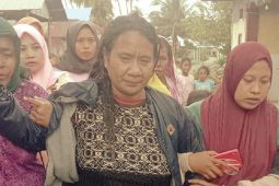 Warga Teor di SBT selamatkan Camat yang tenggelam di laut, begini kronologinya