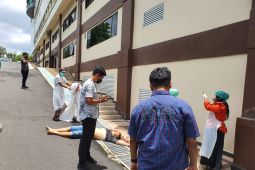 Depresi, seorang pria lompat dari lantai tujuh hotel