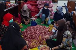 Pangan Murah sambut Ramadhan 1443 H Dinas Ketahanan Pangan Kalbar hadir di Sambas