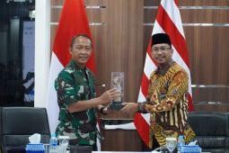 Bupati Muhdlor temui Kasal bahas hibah lahan jalan layang Aloha Sidoarjo