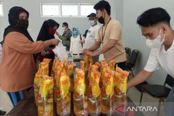 5.000 liter minyak goreng habis saat operasi pasar gelaran Pemprov Kaltim