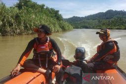 Enam hari dicari, warga hilang di Sungai Lasolo belum ditemukan