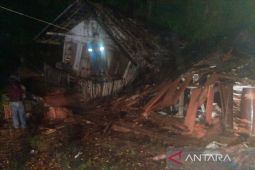 BPBD Garut catat hujan deras akibatkan rumah warga ambruk