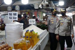 Kapolda Gorontalo sidak ketersediaan minyak goreng di pasar Liluwo