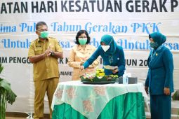 Wali Kota Kediri ingin PKK ikut cegah pernikahan dini dan stunting