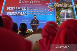 Bupati minta puskesmas di Kapuas Hulu permudah pelayanan masyarakat