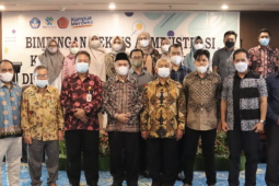 Bimtek LAPKERMA tingkatkan IKU 6 Universitas Jambi