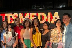 Luna Maya & Marianne Rumantir resmi perkenalkan agensi "TS Media", dari Maluku ada yang minat?