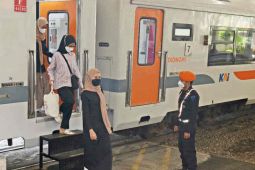 KAI Cirebon buka pemesanan tiket kereta api H-45 sebelum keberangkatan