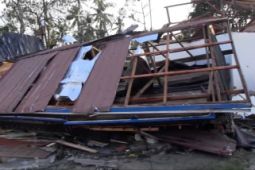 Ratusan rumah warga rusak diterjang puting beliung