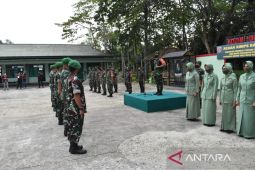 Tujuh personel Kodim 1002/HST naik pangkat, satu orang pensiun
